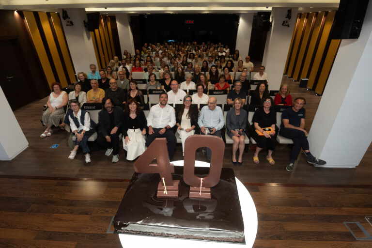 ATRA celebra quaranta anys de vida. Una història de transformació escrita per les persones. Una celebració per mirar el passat amb agraïment i el futur amb esperança